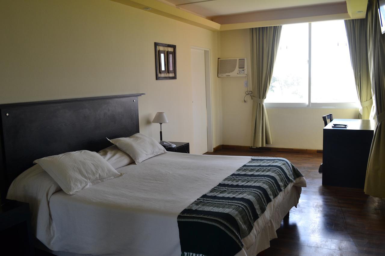 Manantiales Hotel De Turismo มอนเต กาเซรอส ภายนอก รูปภาพ