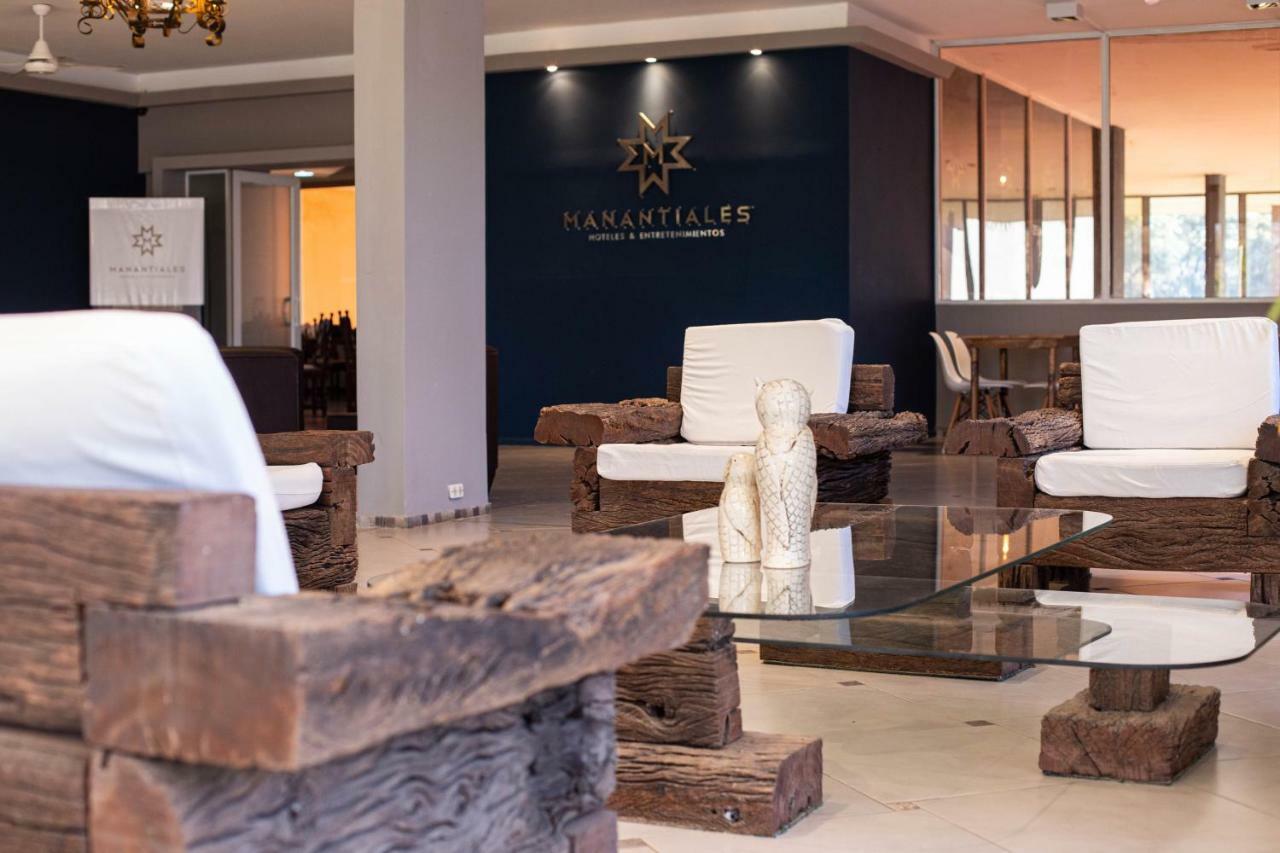 Manantiales Hotel De Turismo มอนเต กาเซรอส ภายนอก รูปภาพ