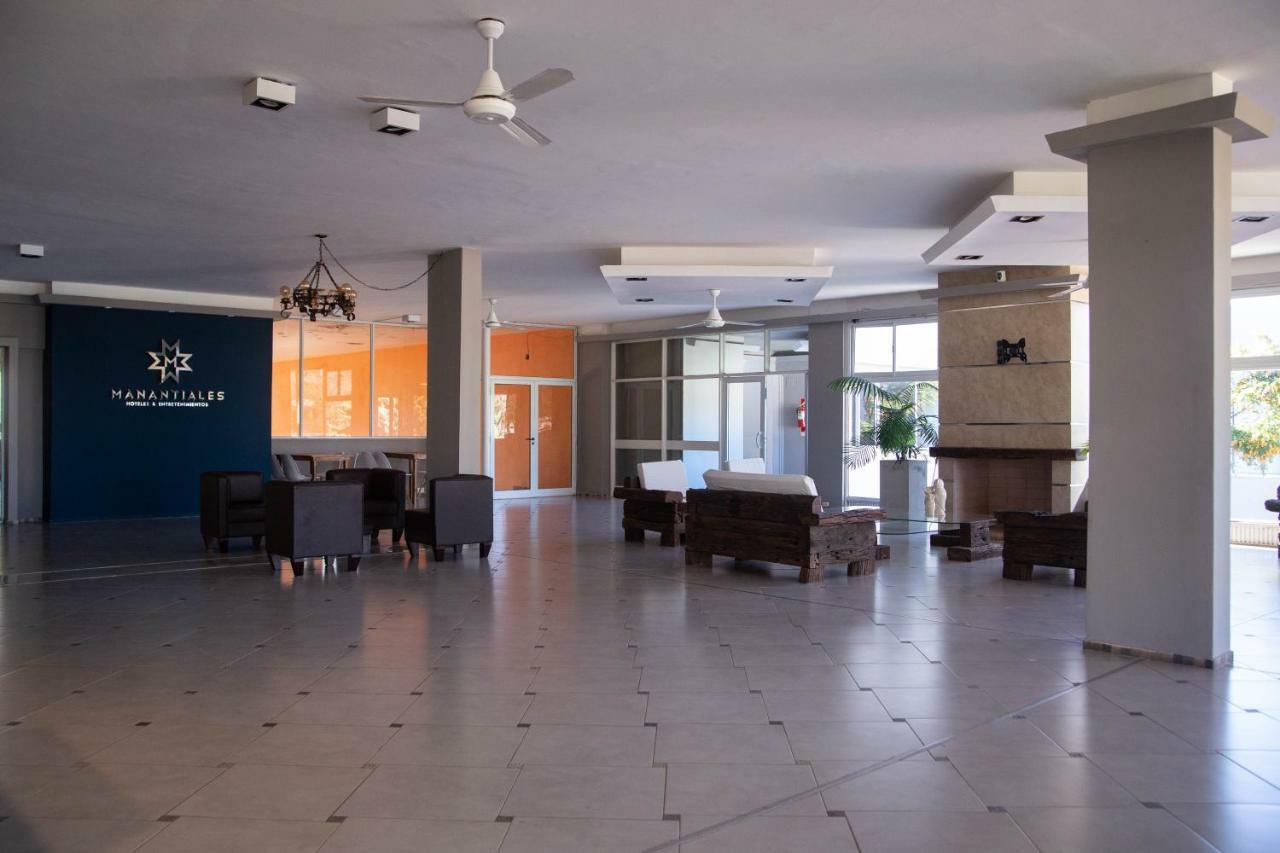 Manantiales Hotel De Turismo มอนเต กาเซรอส ภายนอก รูปภาพ