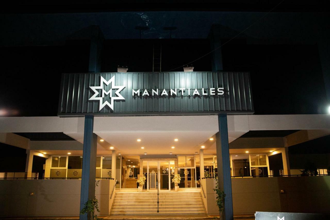 Manantiales Hotel De Turismo มอนเต กาเซรอส ภายนอก รูปภาพ